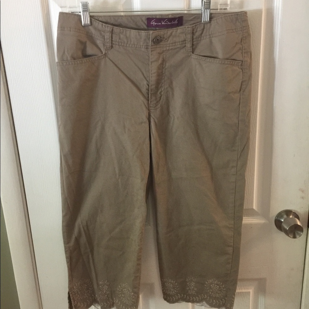 Gloria Vanderbilt Capris 12P